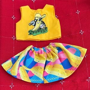 Go bananas with a Savannah team outfit for your 18 inch doll